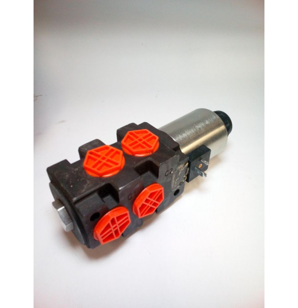 ZAWÓR SZEŚCIODROGOWY  1/2"  12V [HA006]
