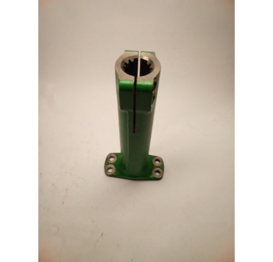 ŁACZNIK POMPY JOHN DEERE [CJH104]