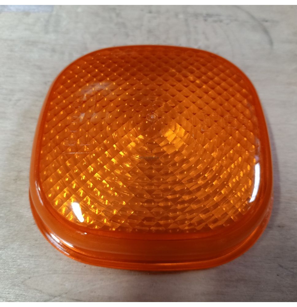 KLOSZ LAMPY TYŁ POMARAŃCZOWY [MJE004]