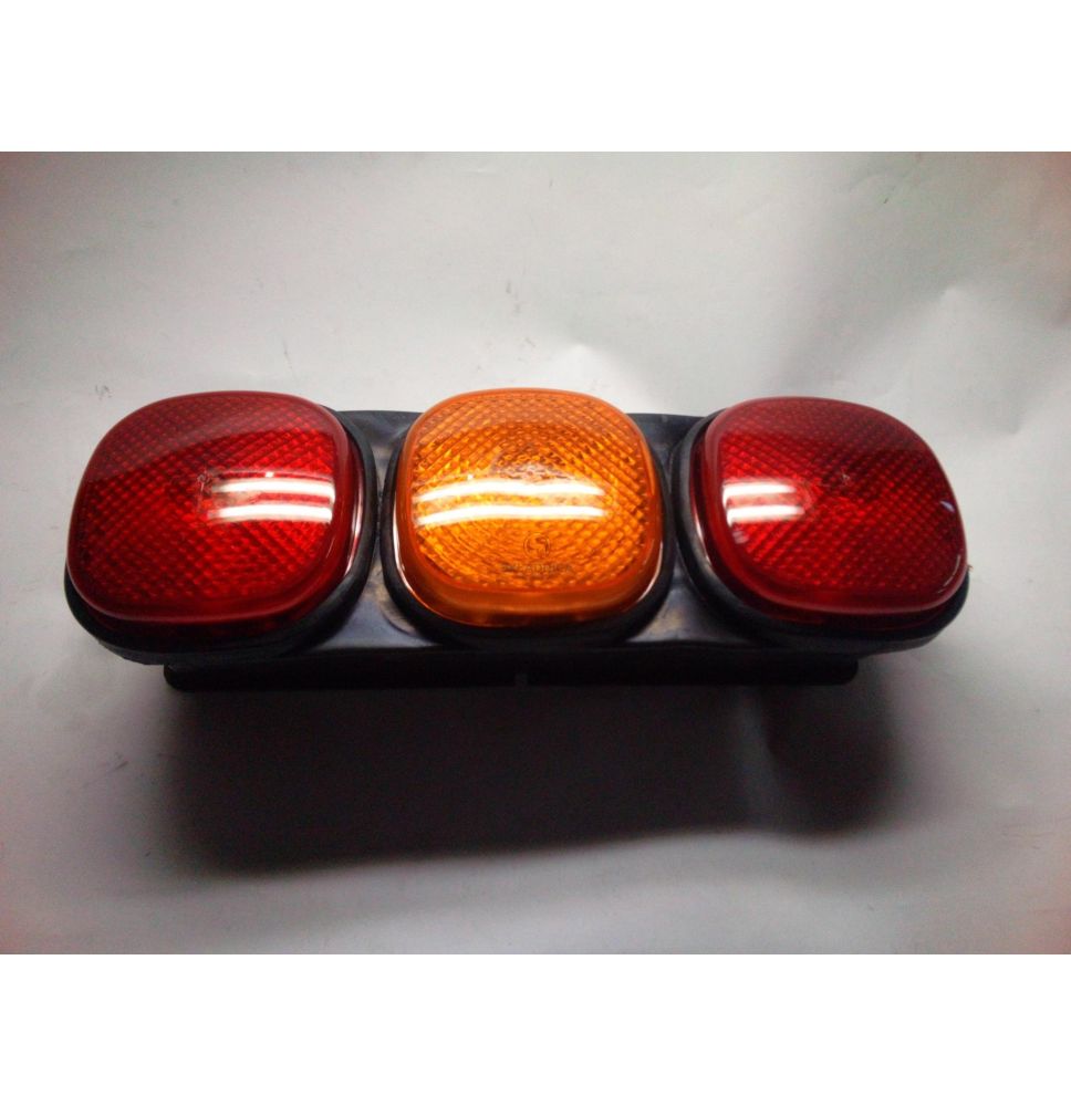LAMPA ZESP. TYLNA PRAWA [MJE014]