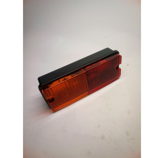 LAMPA TYLNA [UZ124033]