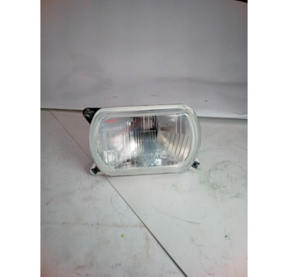 LAMPA PRZEDNIA LEWA [CNE011]