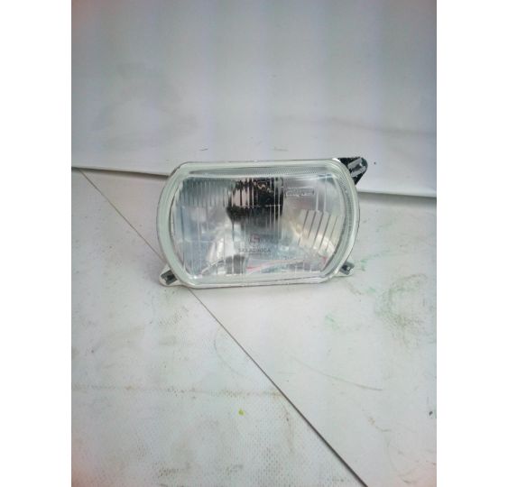 LAMPA PRZEDNIA PRAWA [CNE012]