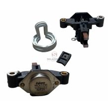 REGULATOR NAPIĘCIA ZE SZCZOTKO [CAS697-M]